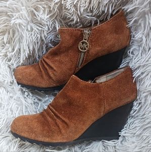 Michael Kors Michael Norma Brown Suede Bootie Ankle Wedge Size 7